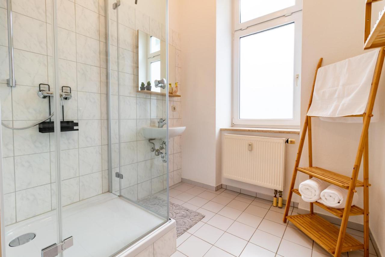 Exklusive Wohnung mit Kingsize-Bett I 75qm I am See I Netflix I gratis Kaffee&Teeangebot Chemnitz Exterior foto
